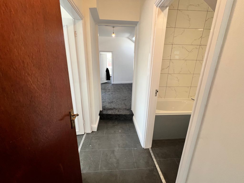 Additional image 4 of 3 bed flat to rentMill Bank, Telford TF1