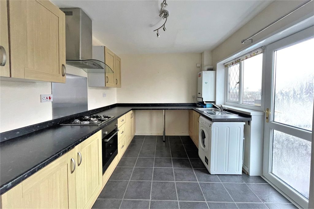 Property photo 3 of 19 Picture No. 28