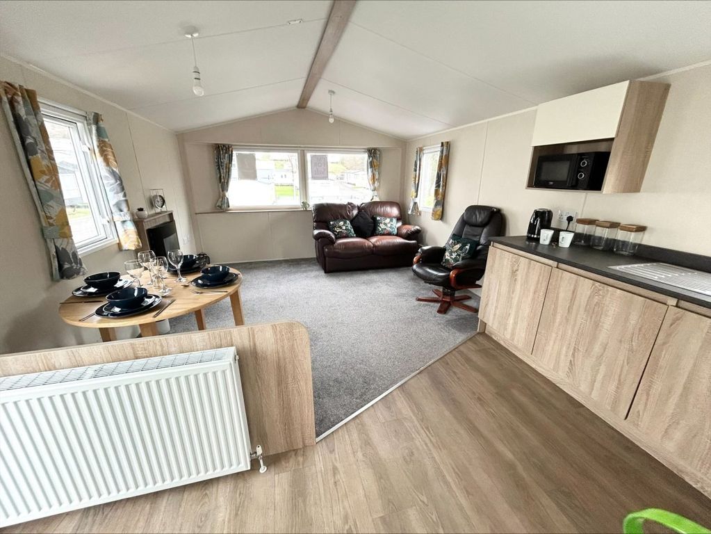 Property photo 2 of 7 Willerby Etchingham 2021 Car0054562 131202775.Jpeg