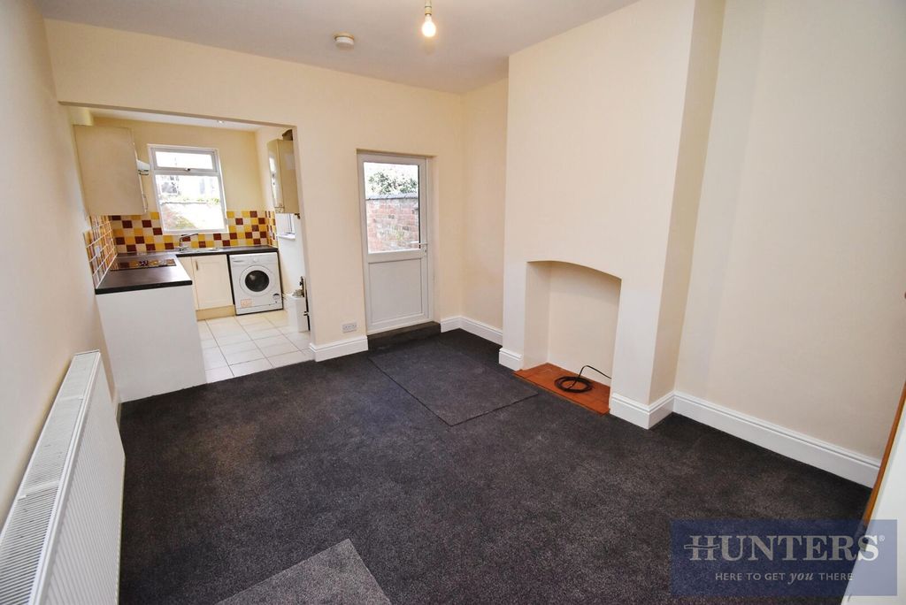 Property photo 2 of 9 Living Room