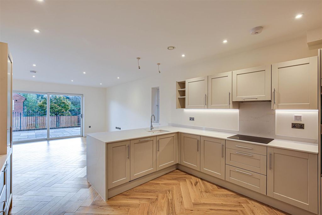 Property photo 3 of 23 3.Jpg