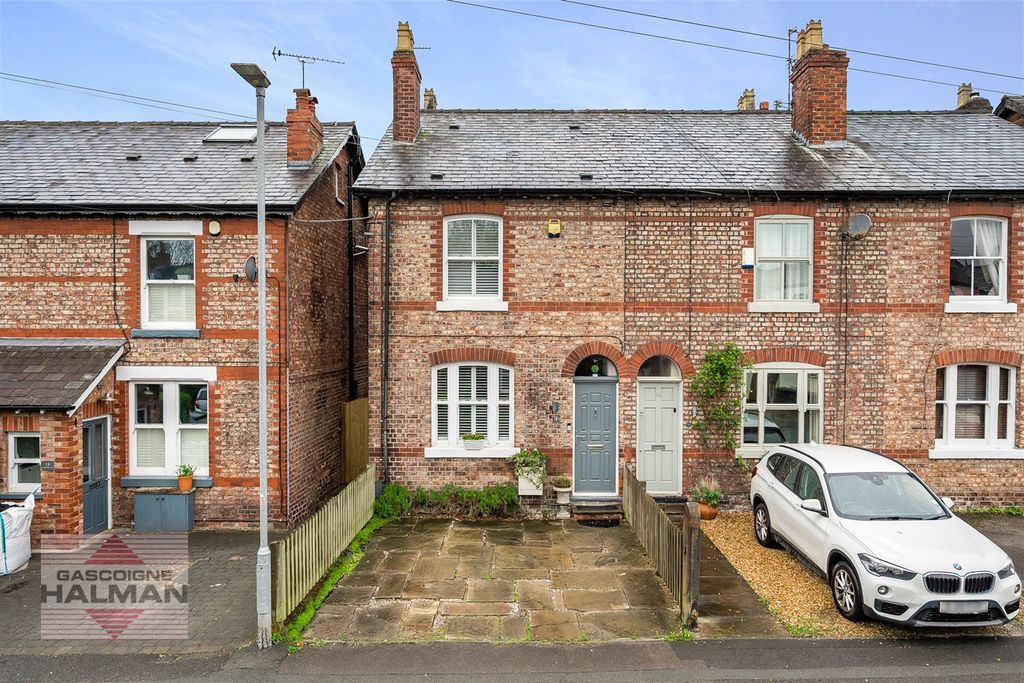 Property photo 1 of 16 (Main)