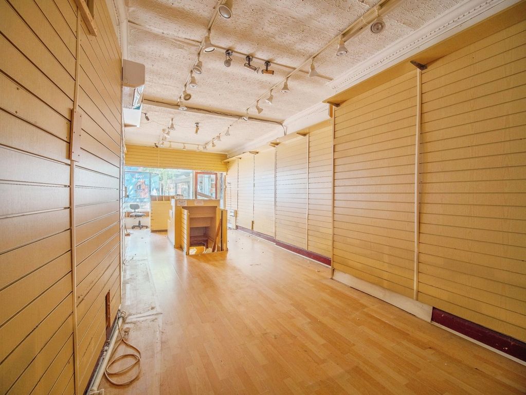 Property photo 2 of 16 Picture No. 01