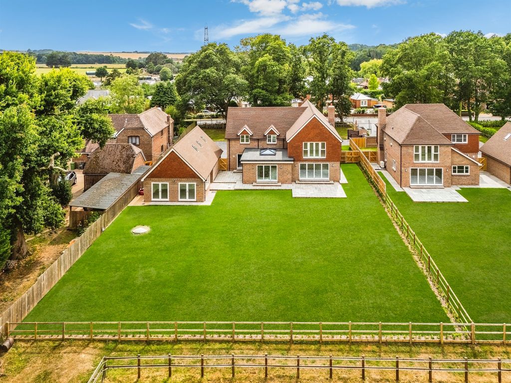 Property photo 1 of 21