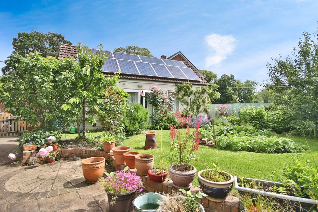 Property photo 1 of 16 3128650