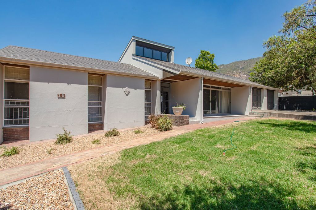 Property photo 2 of 28 Tk1723010