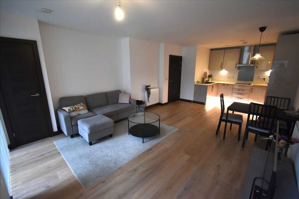 Property photo 1 of 5 Main Picture