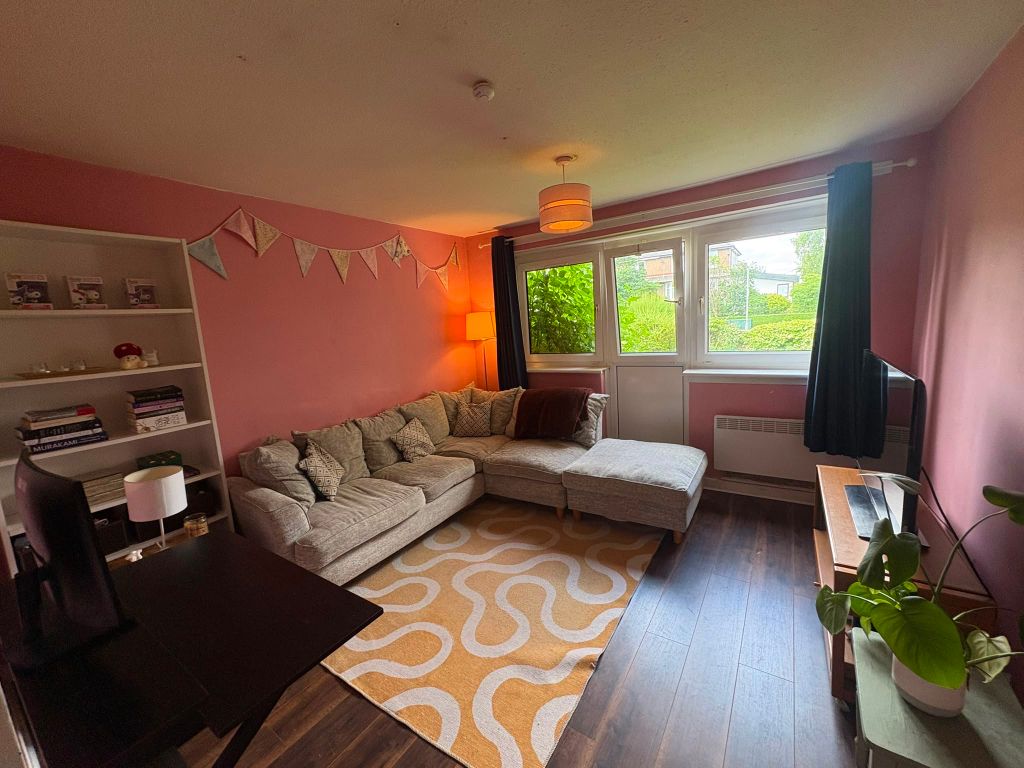 Property photo 2 of 10 23Fff7Be-06B3-4598-8F5A-55000Febb548