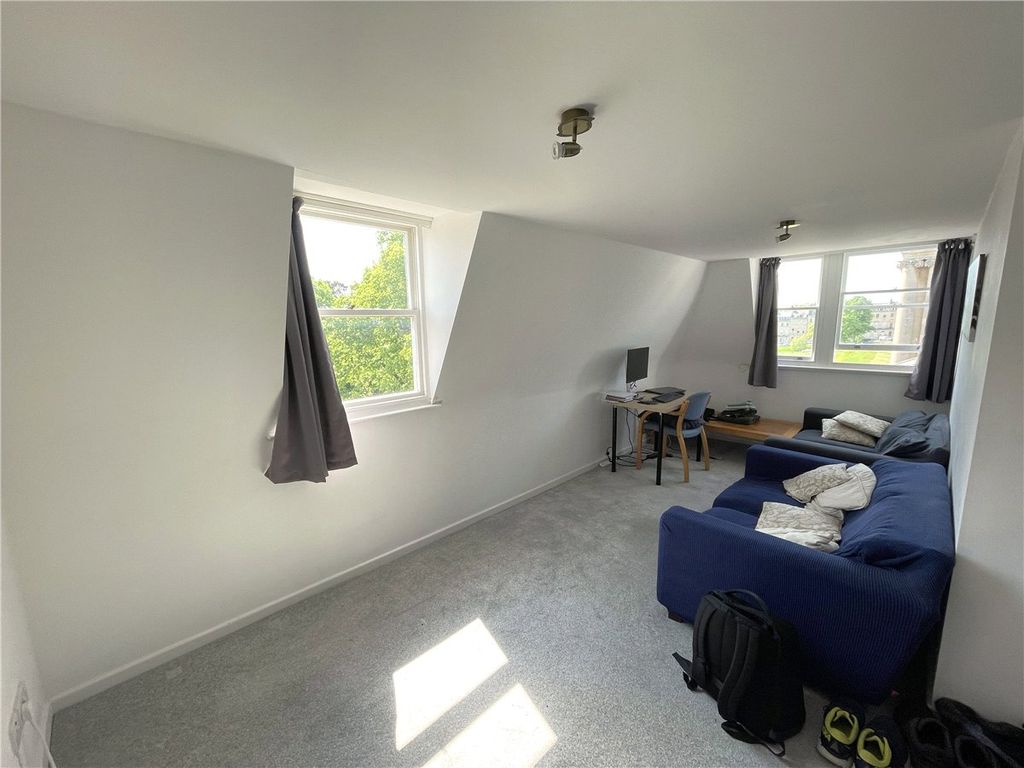 Property photo 3 of 5 Picture No. 07