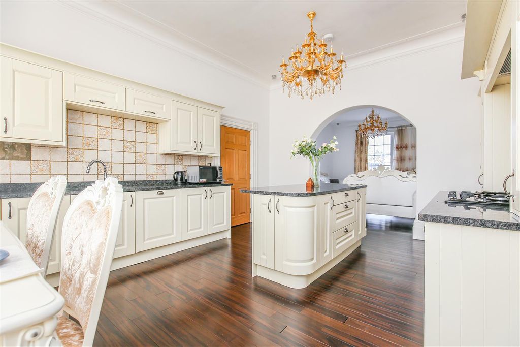 Property photo 1 of 14 Bm00374-S-Img_2940-18-Gnr 3.Jpg