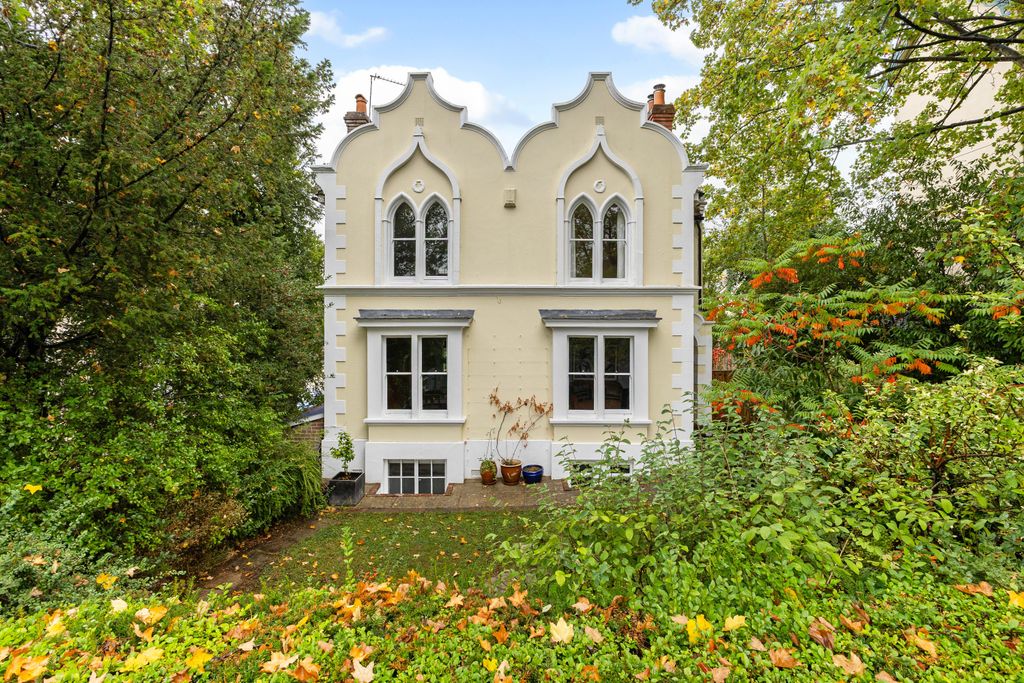 Property photo 1 of 19