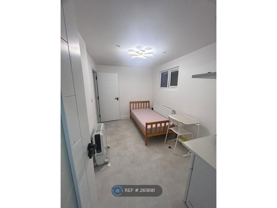 Property photo 3 of 3