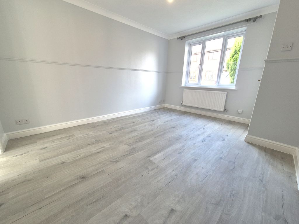 Property photo 3 of 18 20250324_101611