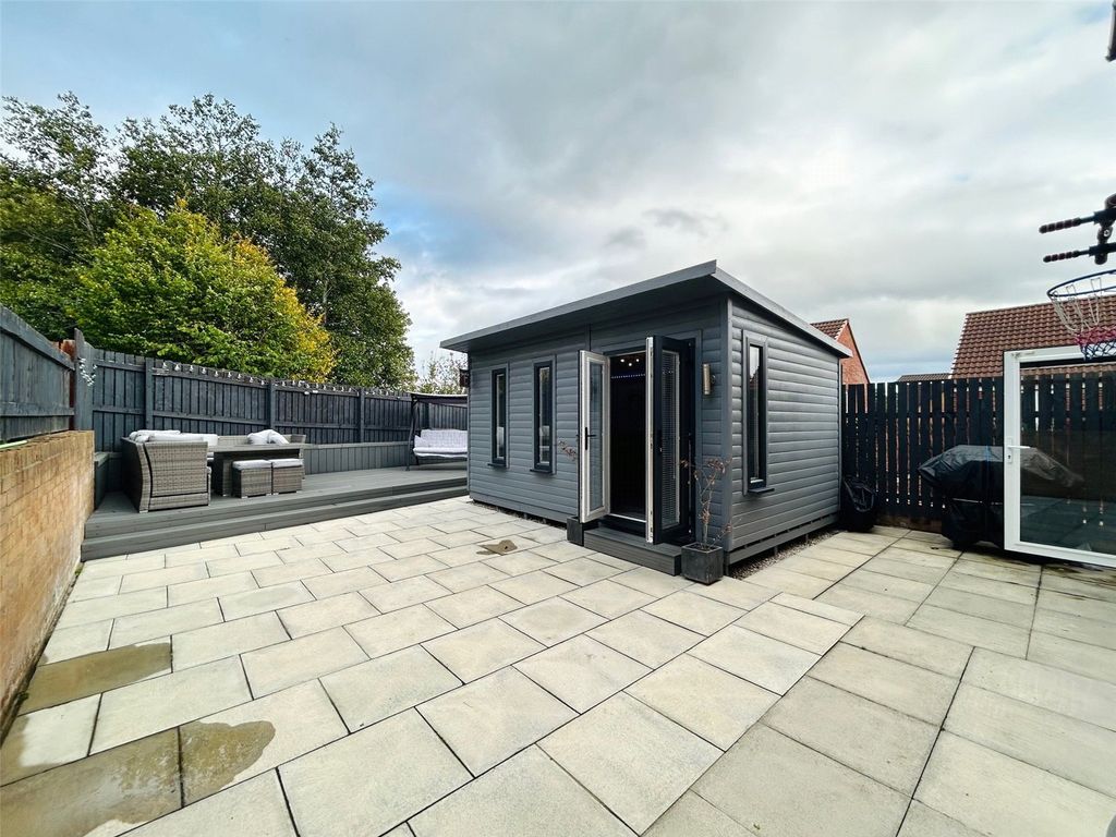 Property photo 3 of 21 Rear Garden