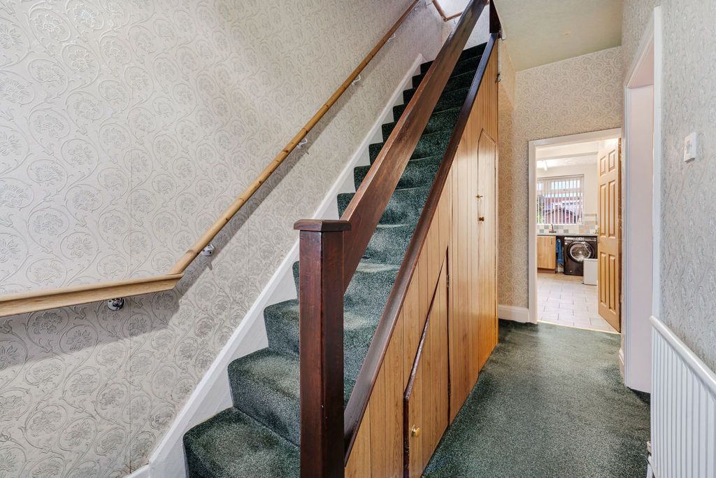 Property photo 3 of 24 Photograph 2