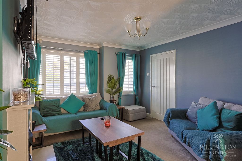 Property photo 2 of 16 5150473