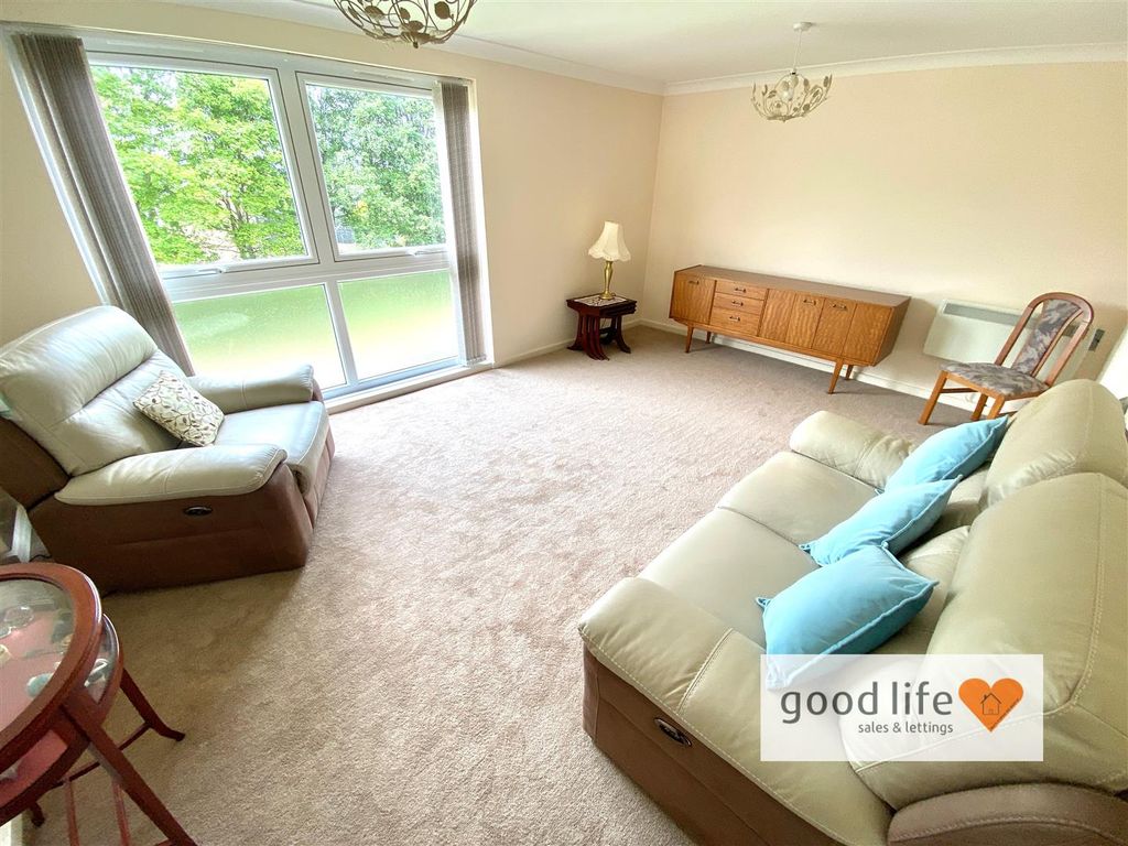 Property photo 2 of 15 20250626_114014169_Ios43Prestonhill.Jpg