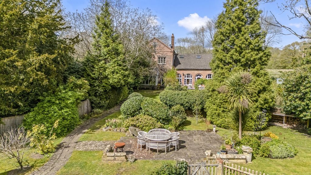 Property photo 1 of 33