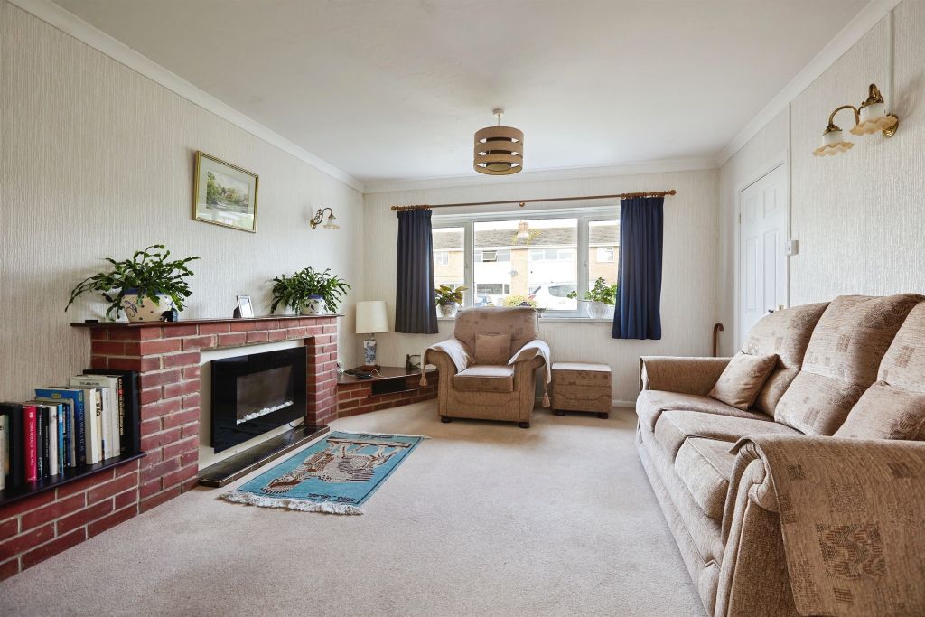 Property photo 3 of 16