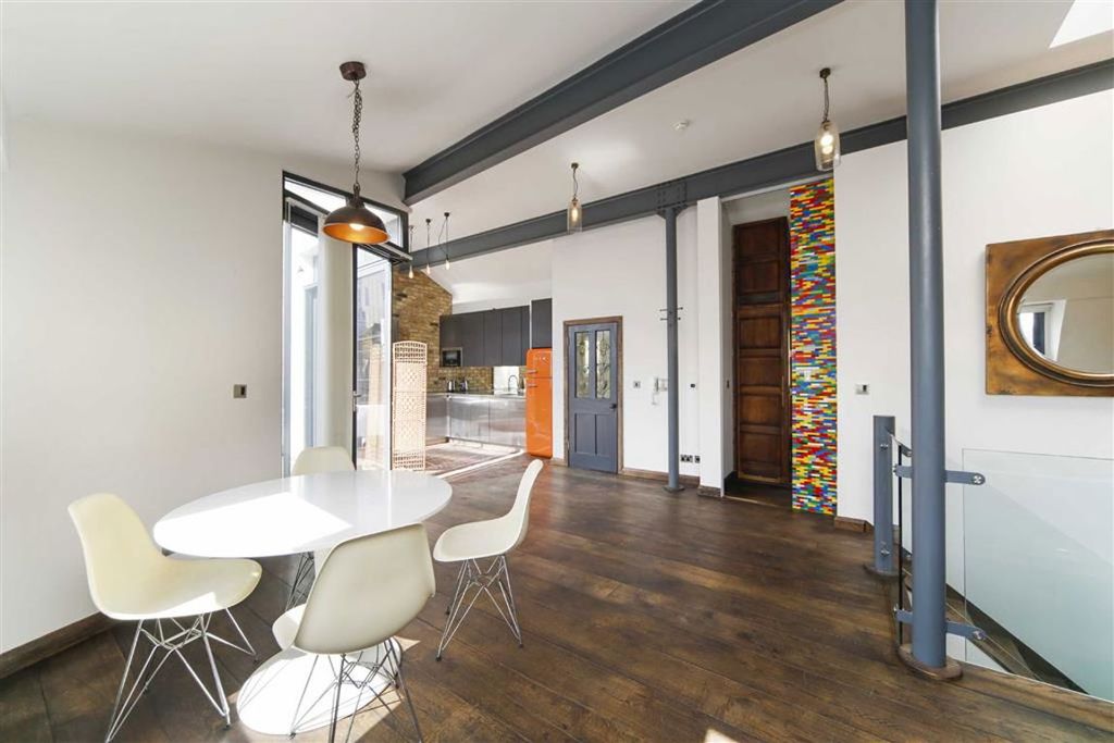 Property photo 3 of 6