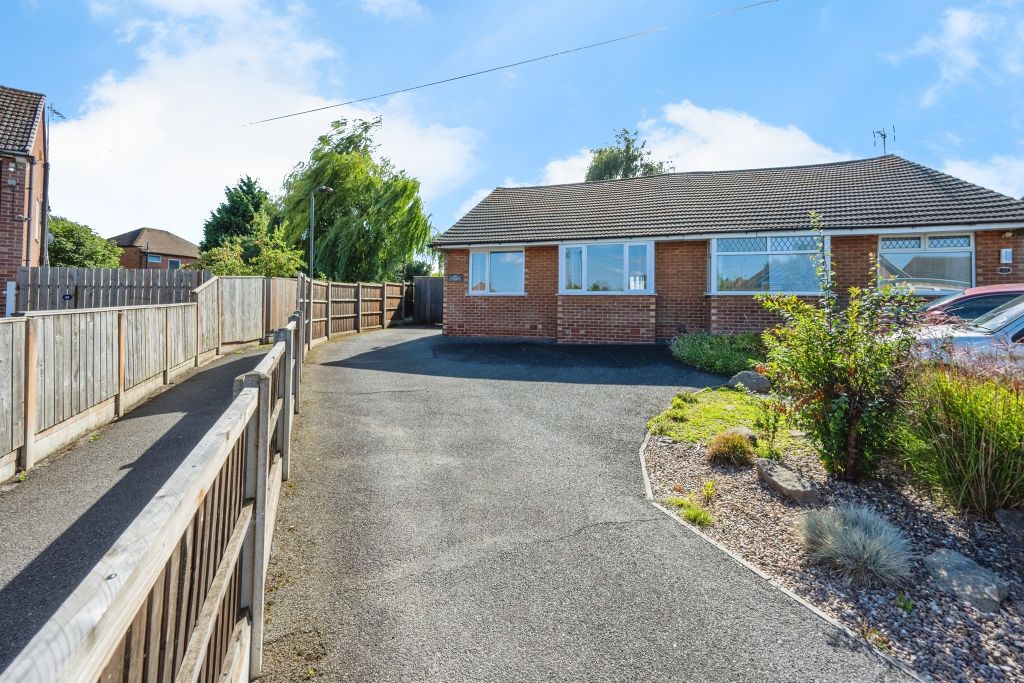 Property photo 2 of 17 External