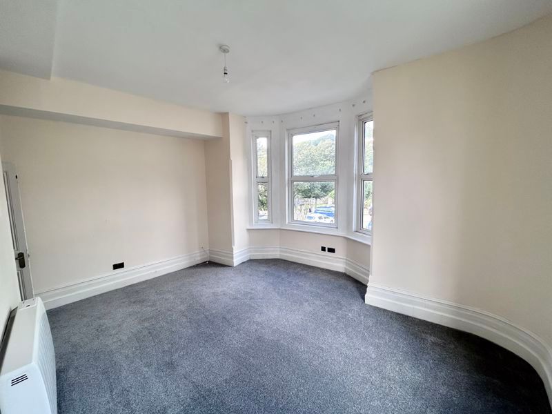 Property photo 2 of 13 Photo 16