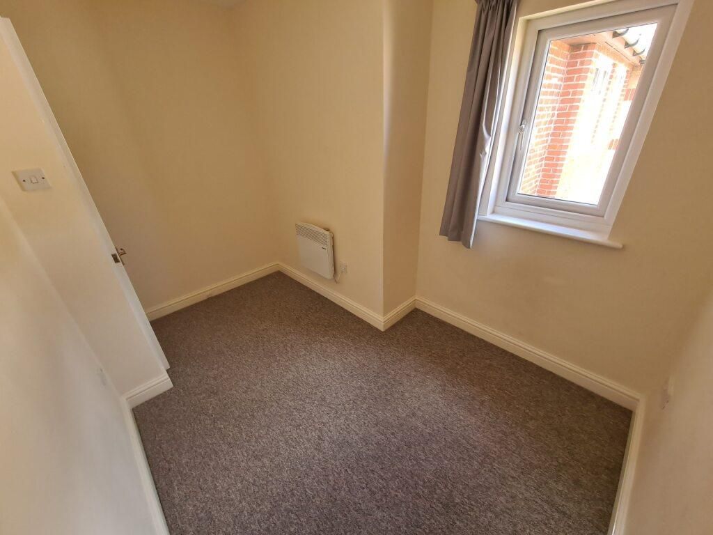 Property photo 3 of 11 29A78116-5dc9-4d38-A376-F30635486987.Jpg