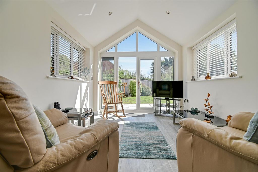 Property photo 3 of 36 Sun Room