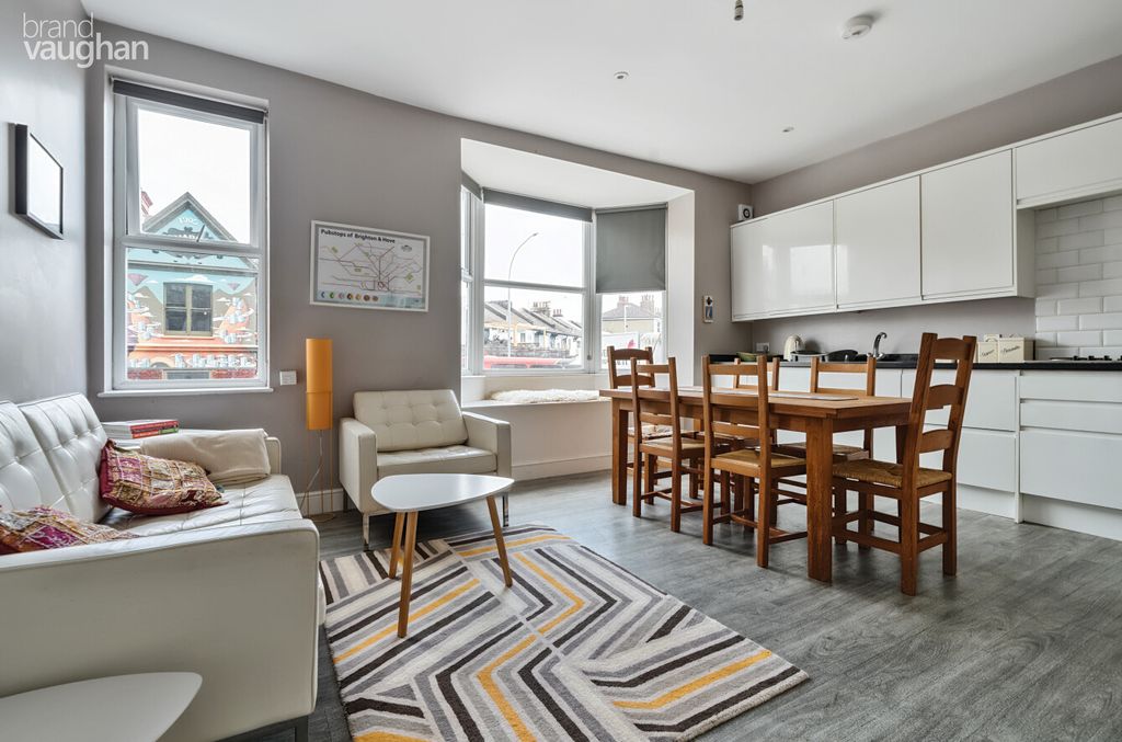 Property photo 1 of 10 Open Plan Living