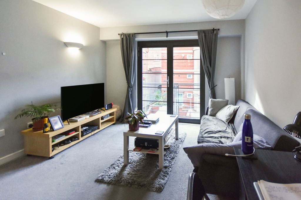 Property photo 2 of 12