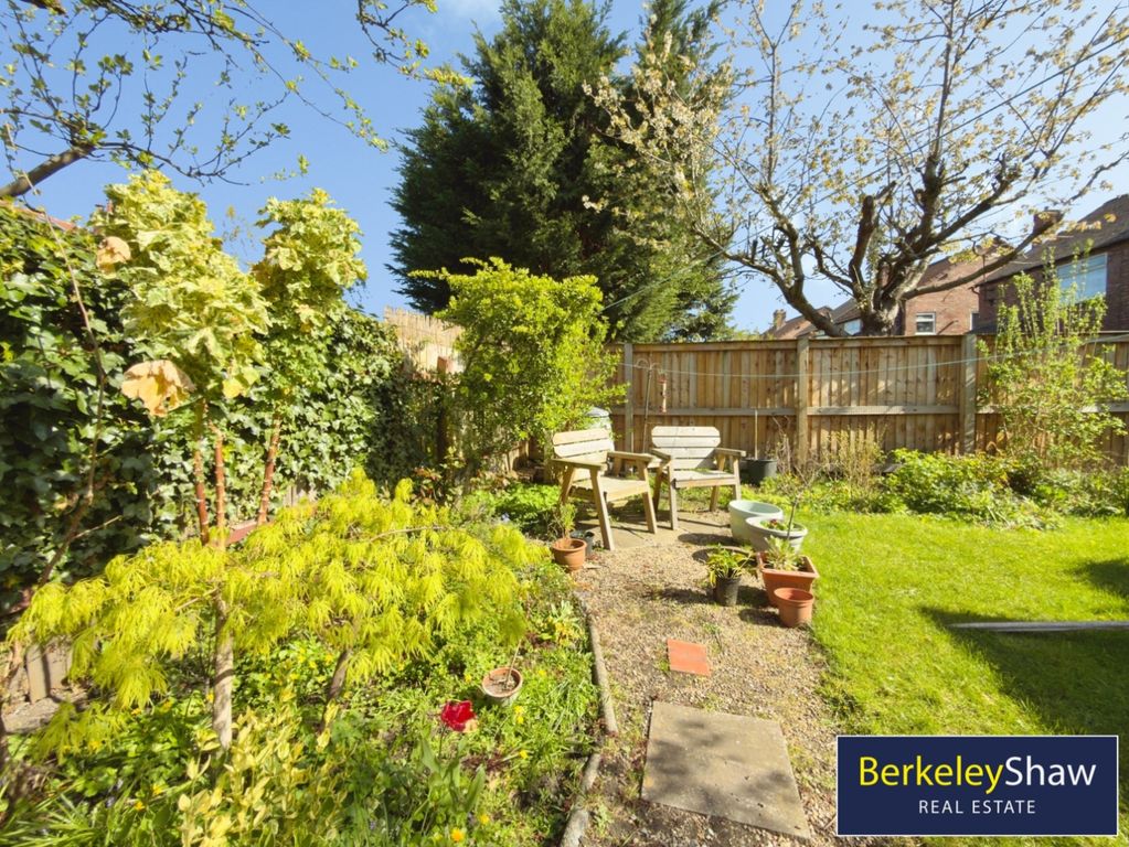 Property photo 2 of 18 Pbox-Img.Jpg