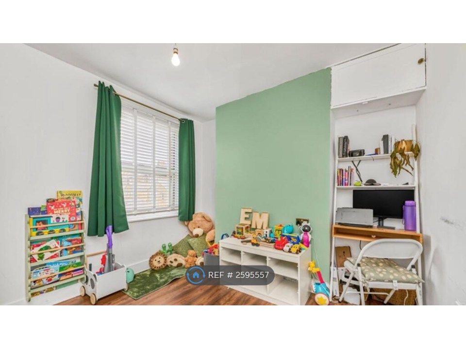 Property photo 3 of 17