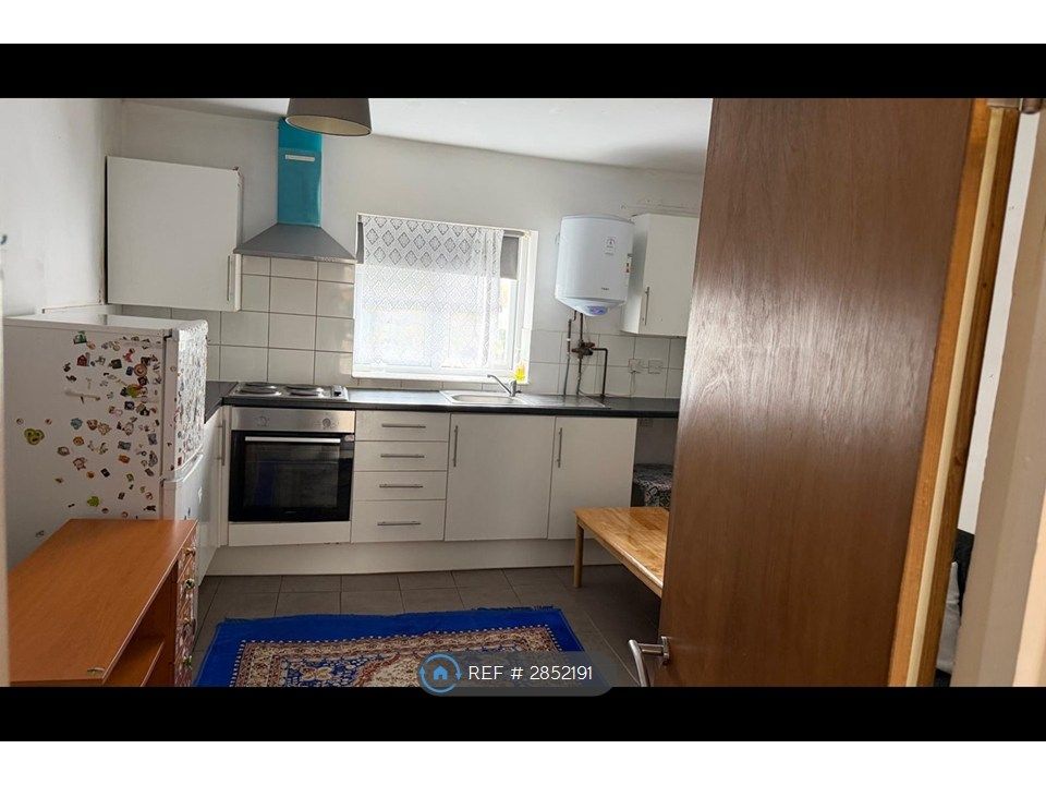 Property photo 3 of 3