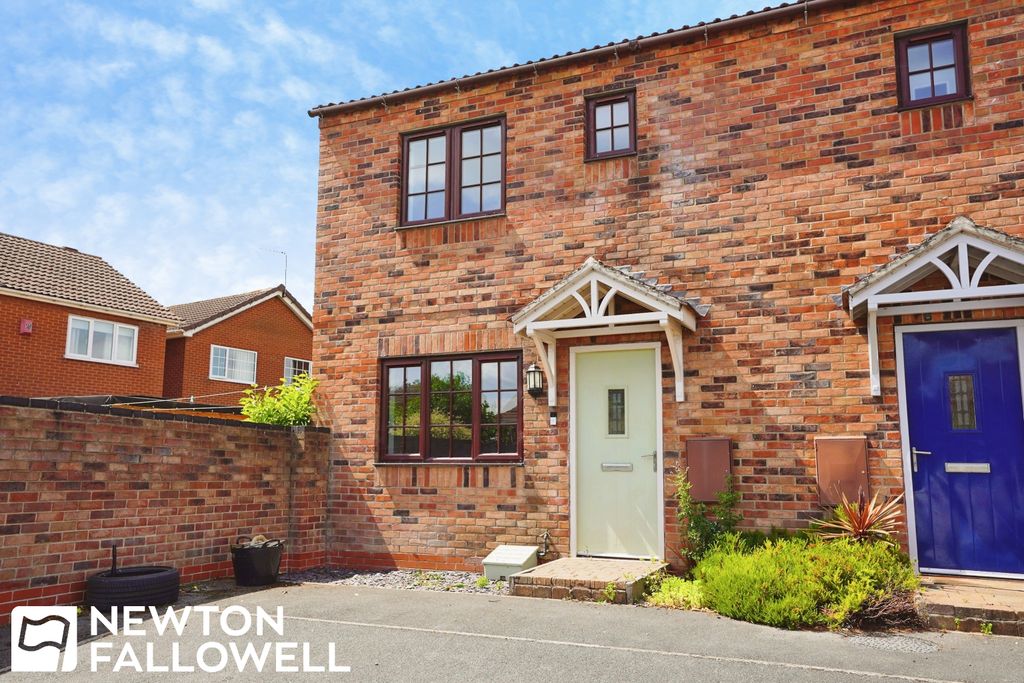 Property photo 1 of 11