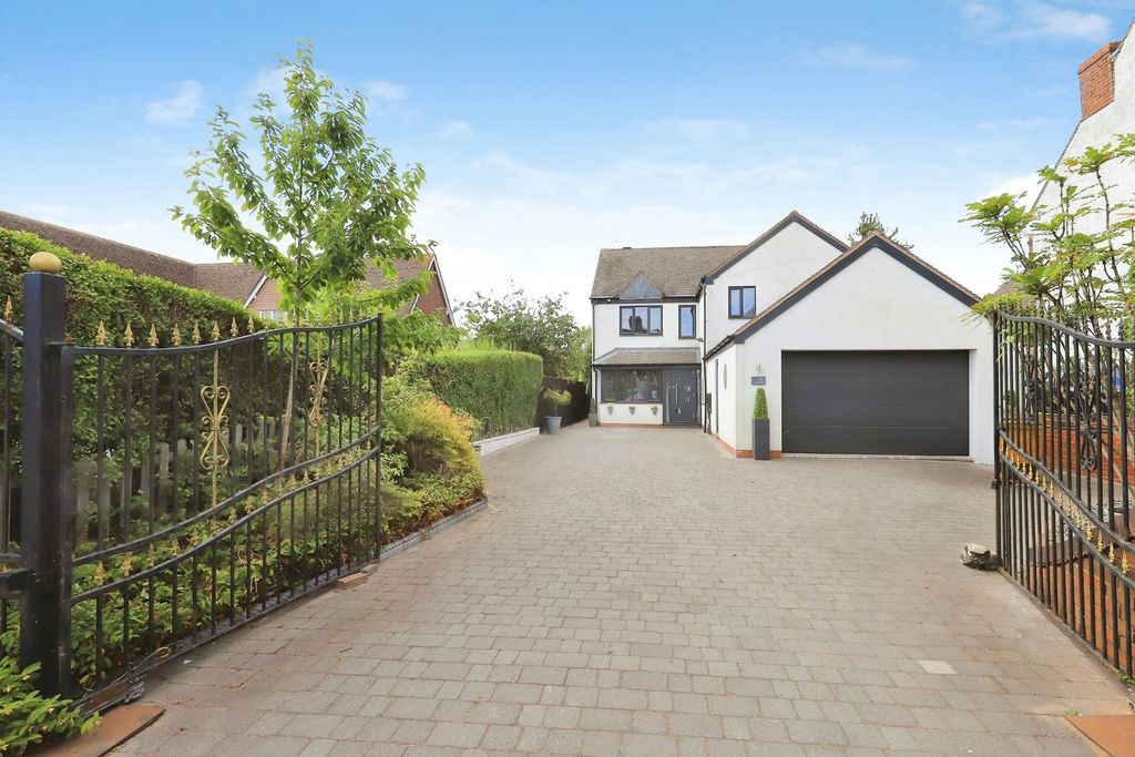 Property photo 1 of 64