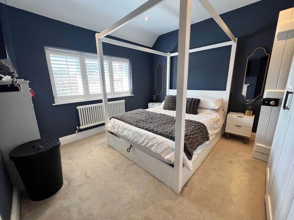 Property photo 3 of 22 Bedroom One