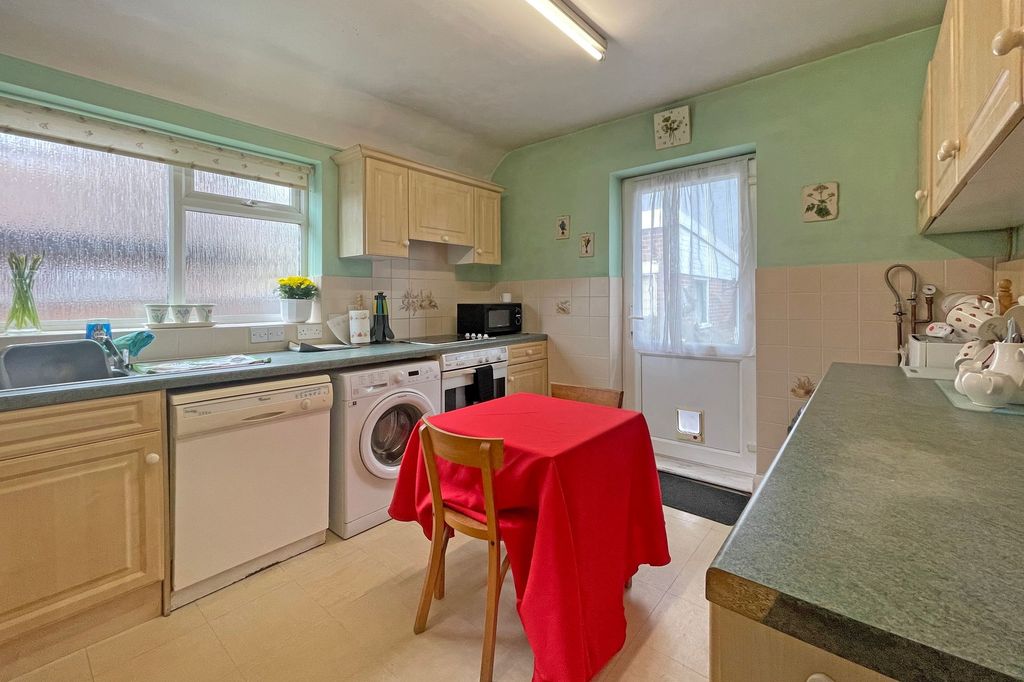 Property photo 3 of 15