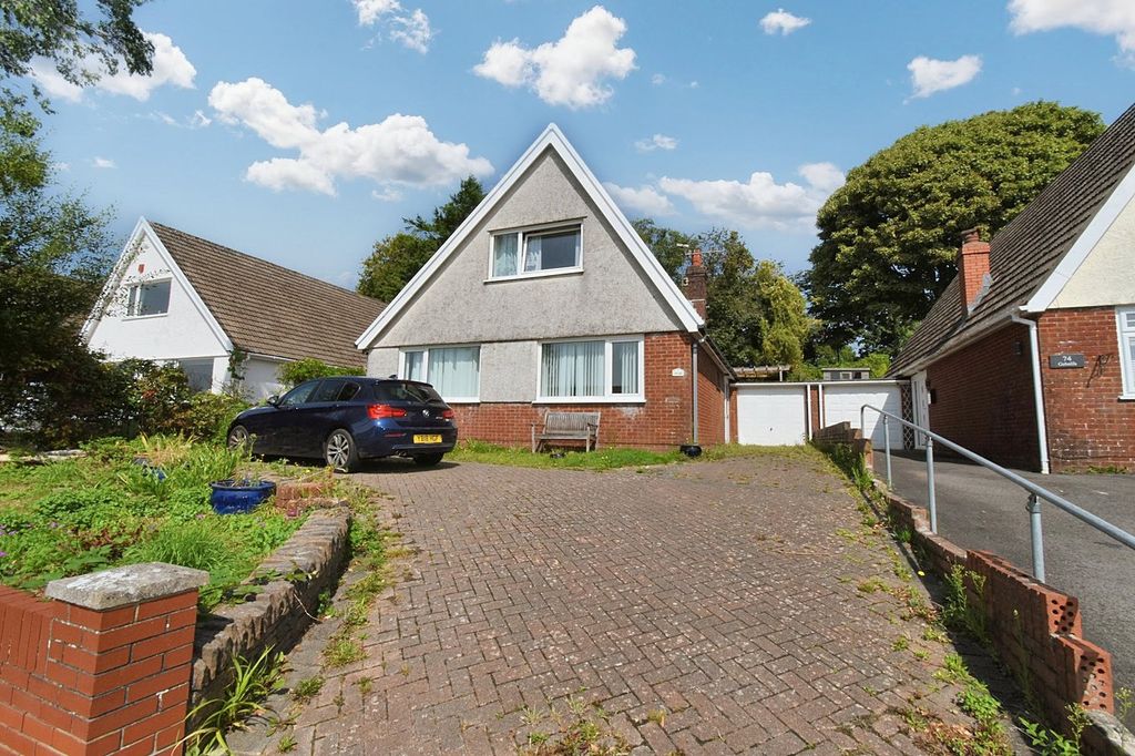 Property photo 1 of 31