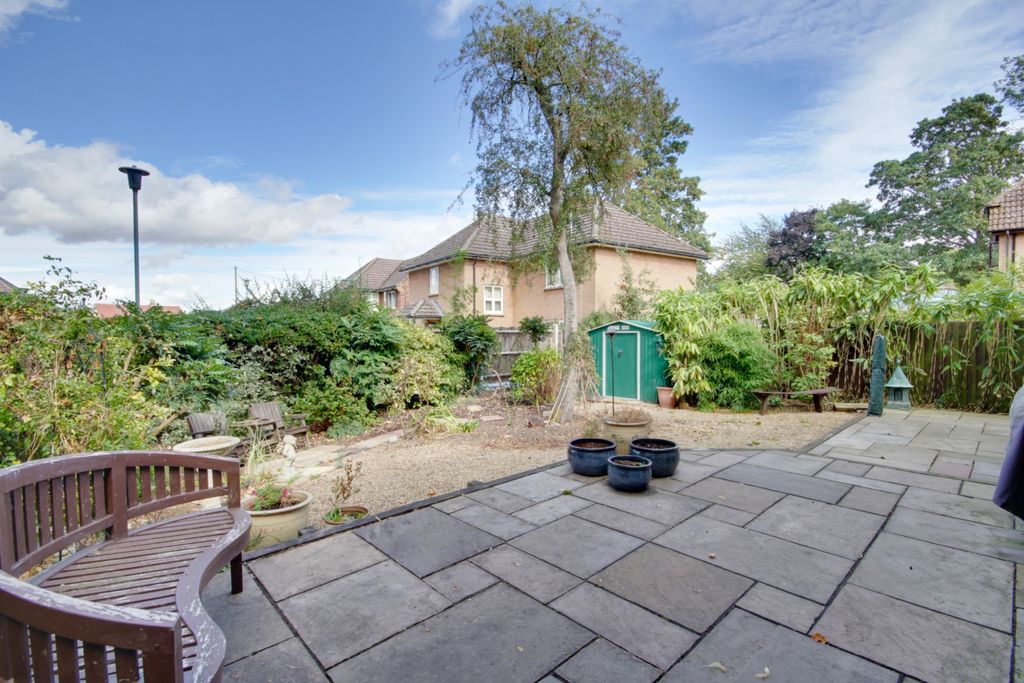 Property photo 2 of 16 Img_0830-Img_0832