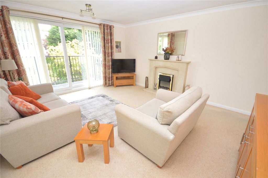 Property photo 2 of 12 Picture No. 09