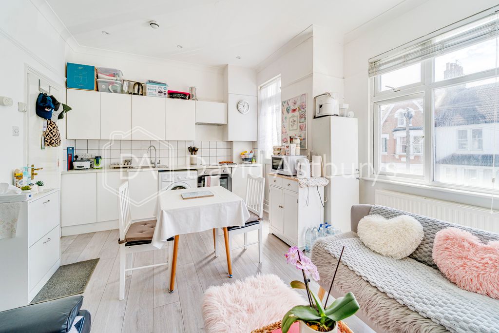 Property photo 1 of 11 Ndb04131_Enfused-Edit