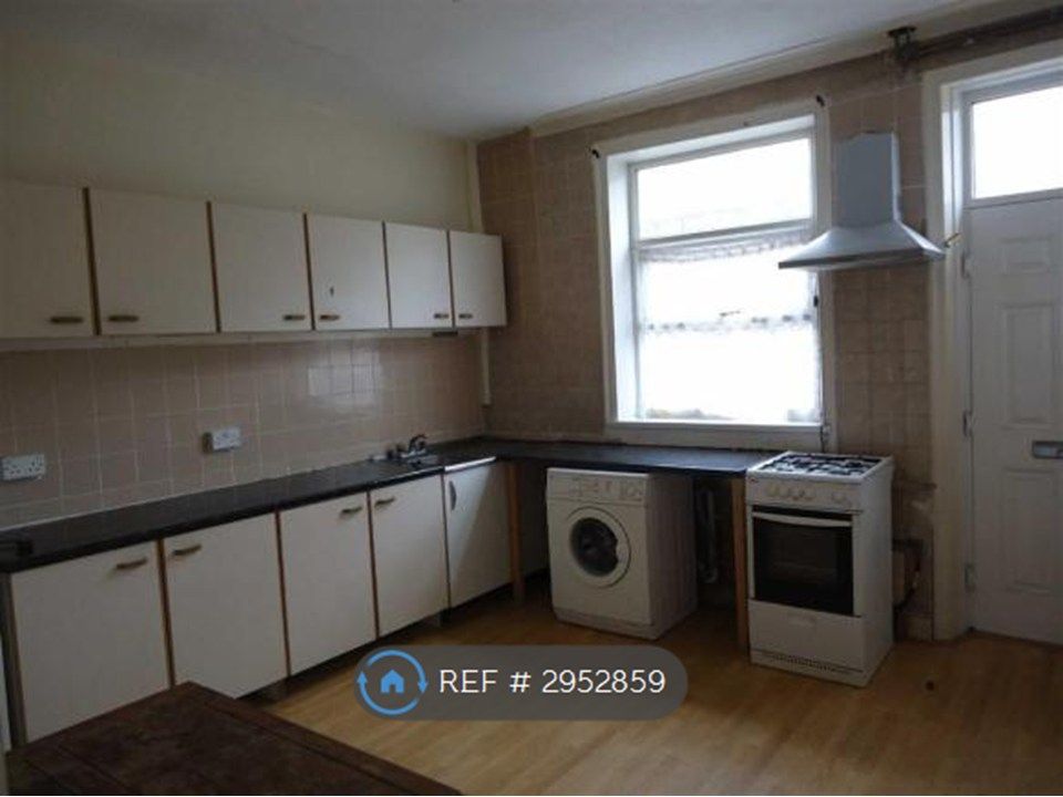 Property photo 3 of 7