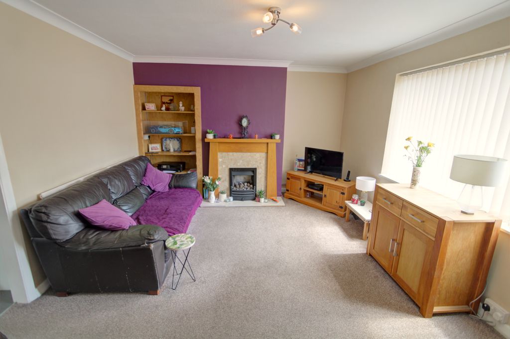 Property photo 2 of 16 Lounge A