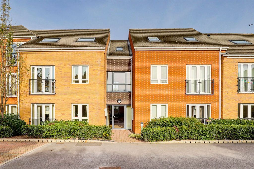 Property photo 1 of 14