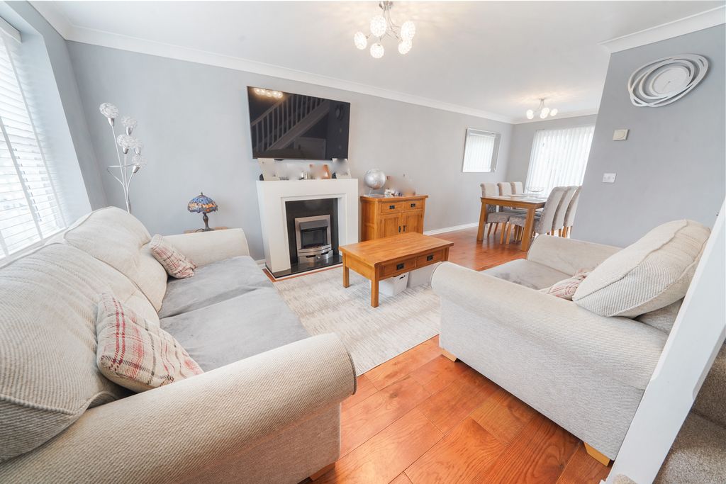 Property photo 3 of 24 1