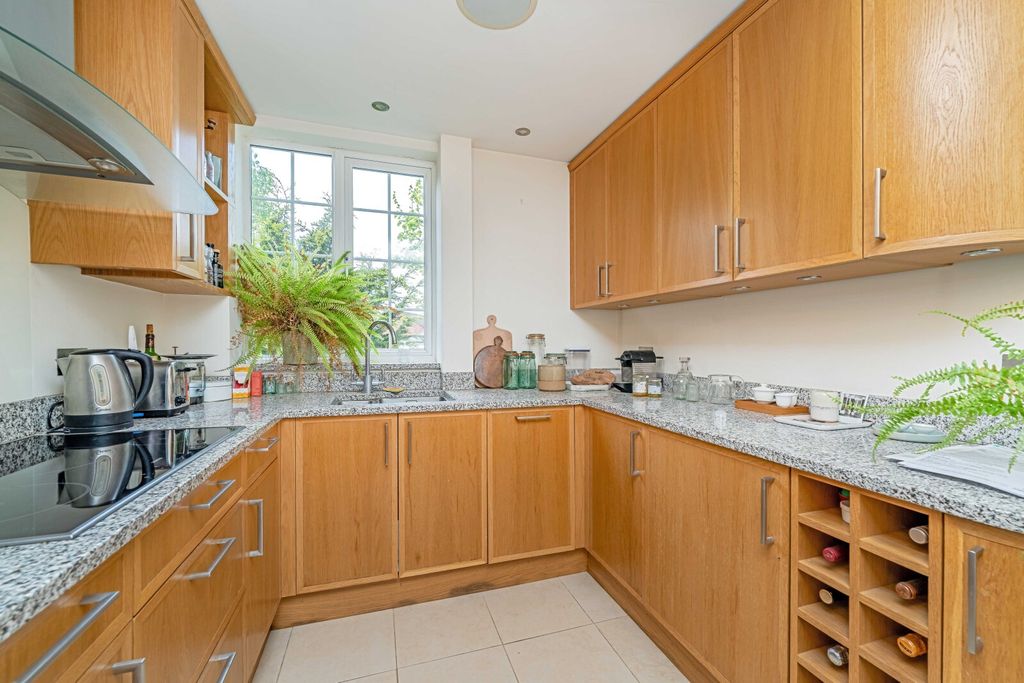 Property photo 2 of 12 Picture No. 12