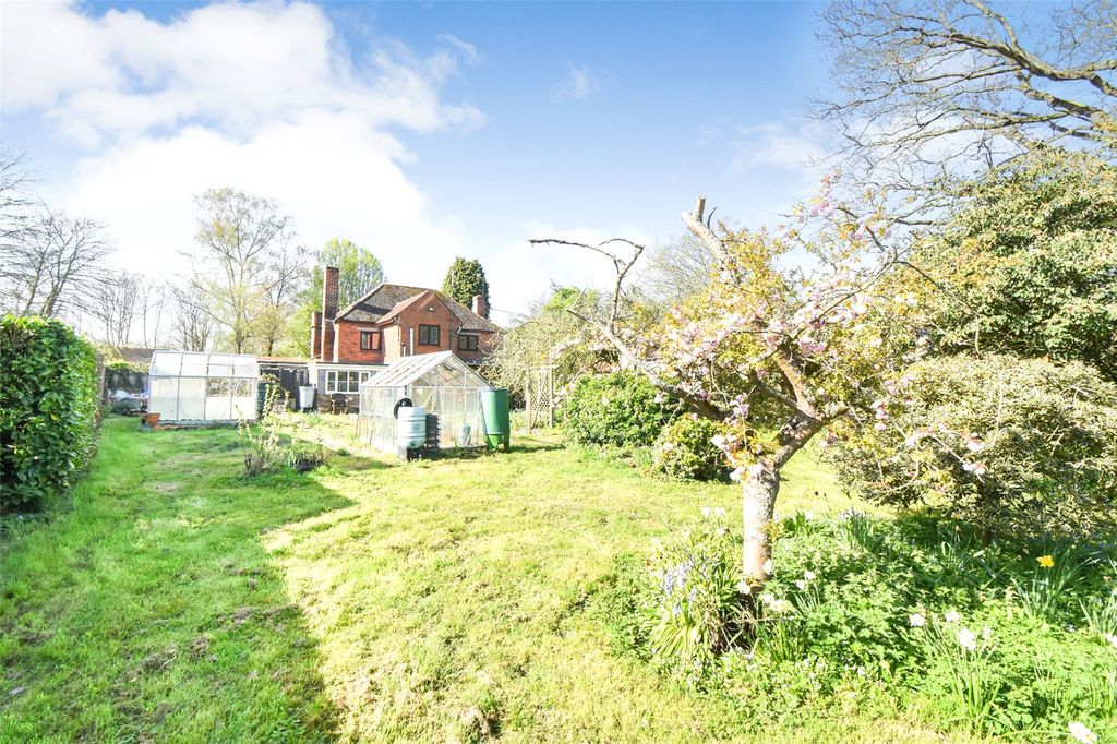 Property photo 2 of 21 Picture No. 26