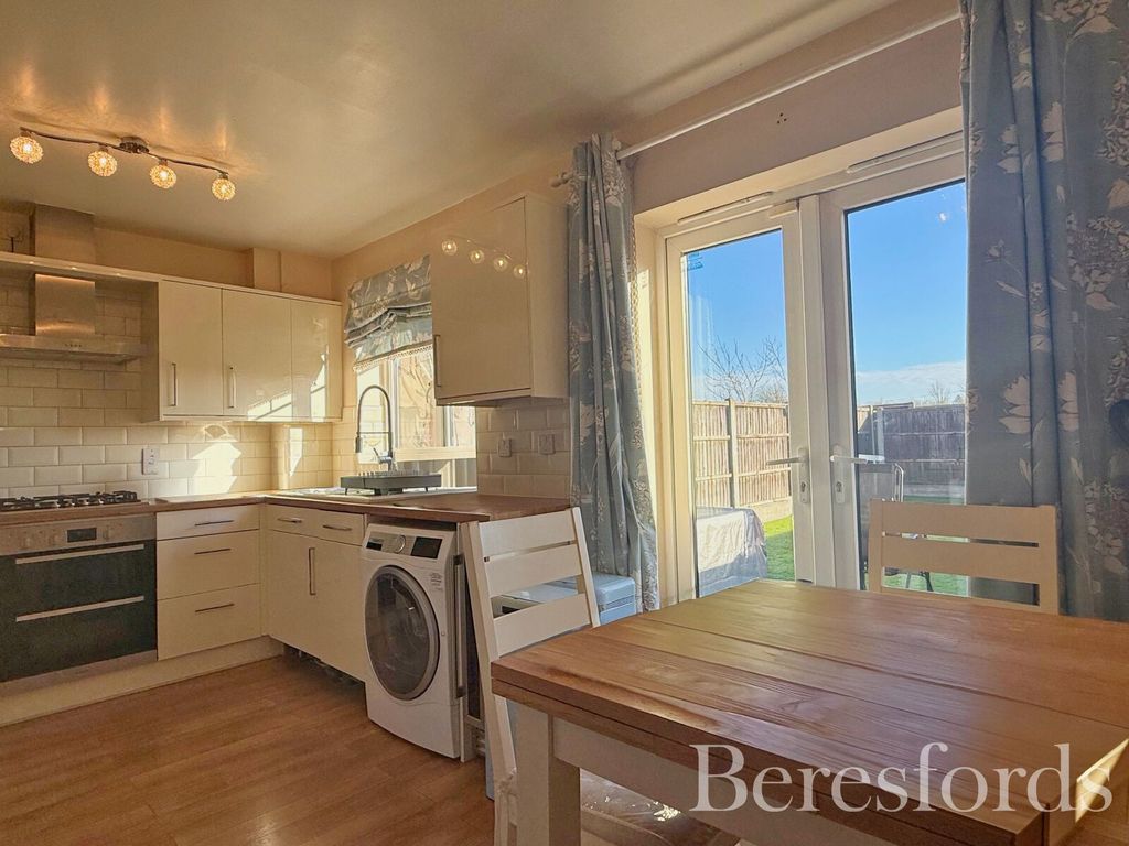 Property photo 3 of 20 Picture No. 17