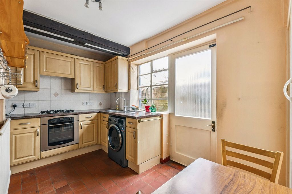 Property photo 2 of 12 Picture No. 02