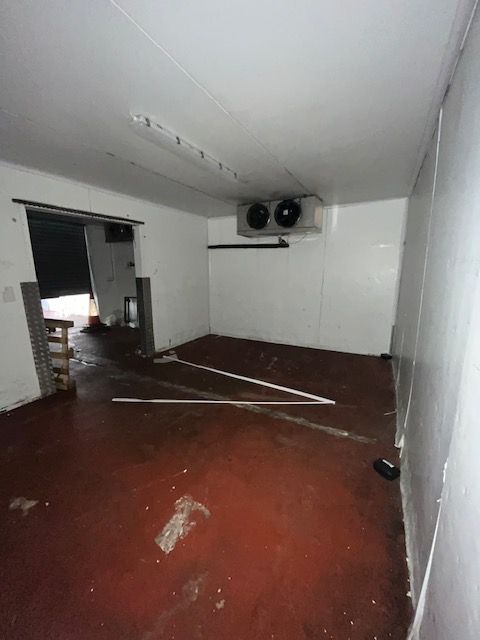 Property photo 1 of 2